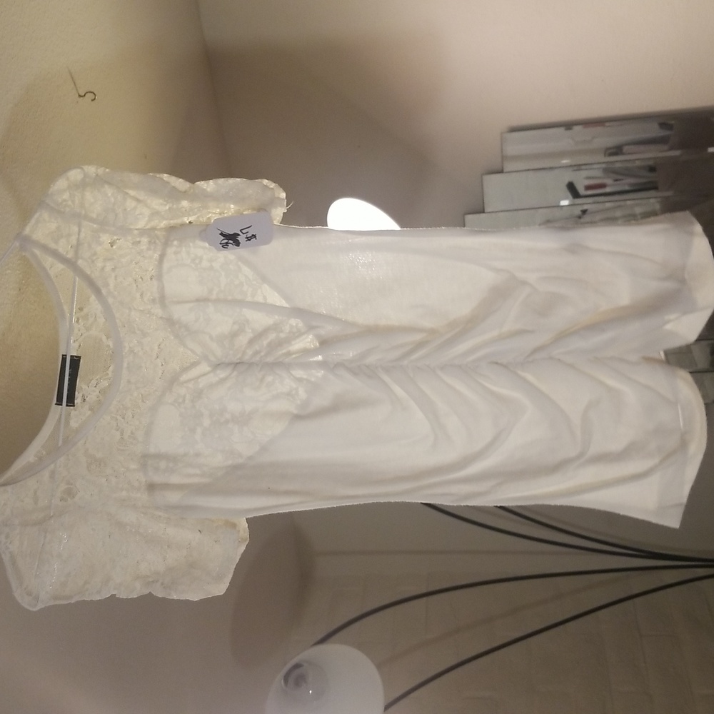 Womans lace white shirt